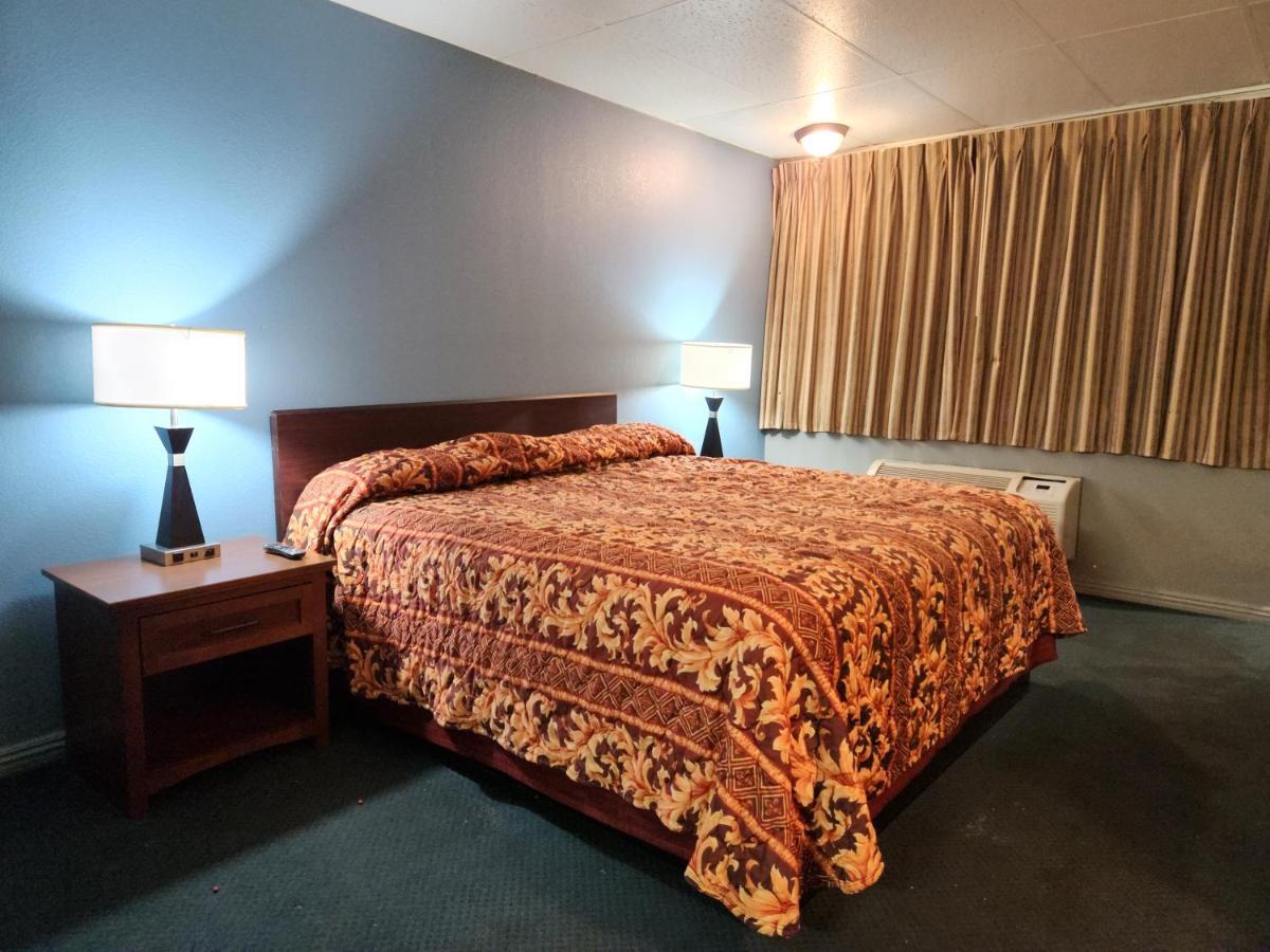 Executive By Oyo Queenville Motel